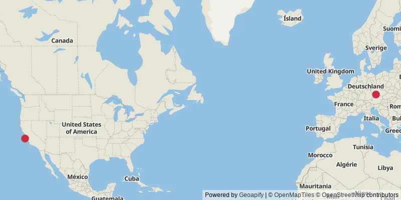 Map showing photo locations in United States and Czechia
