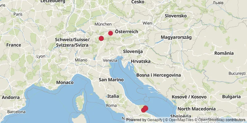Map showing photo locations in Italy and Austria